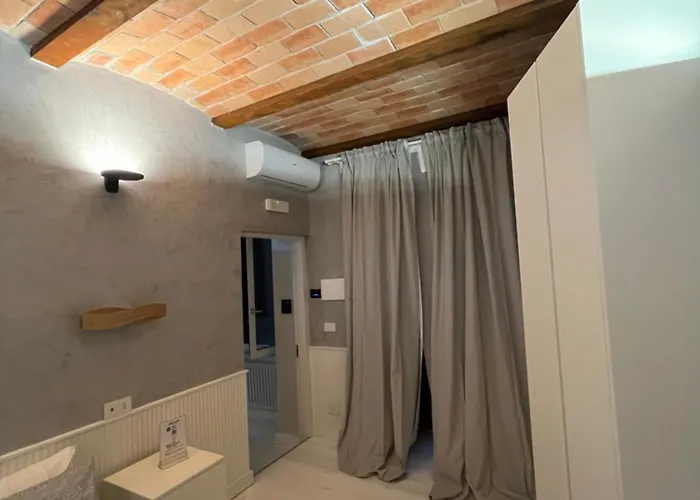 Villafranca17 Pensión Roma